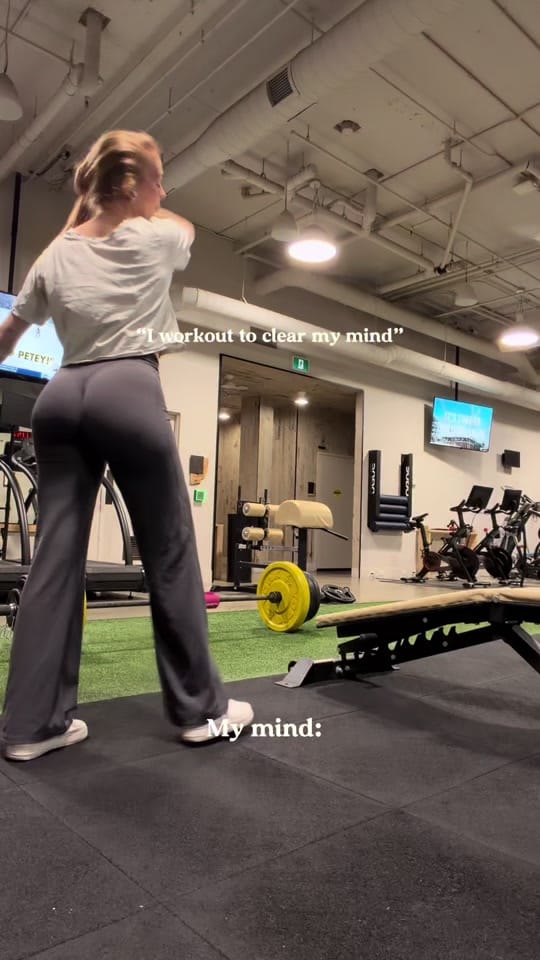 Post 1 by Annika on TikTok (video)