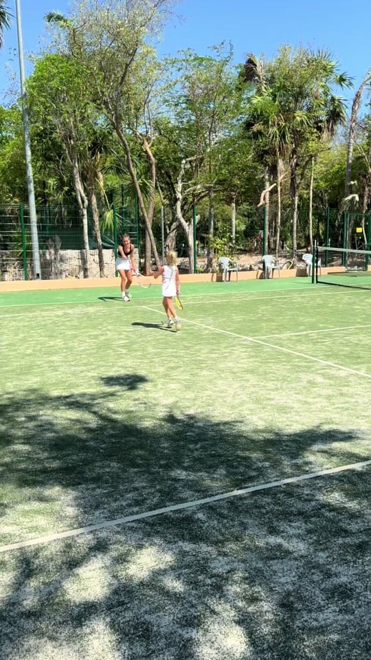 Post 2 by Laurencecarvalho on TikTok (video)