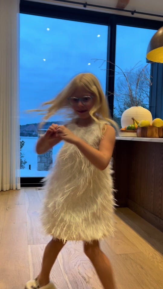 Post 10 by Laurencecarvalho on TikTok (video)
