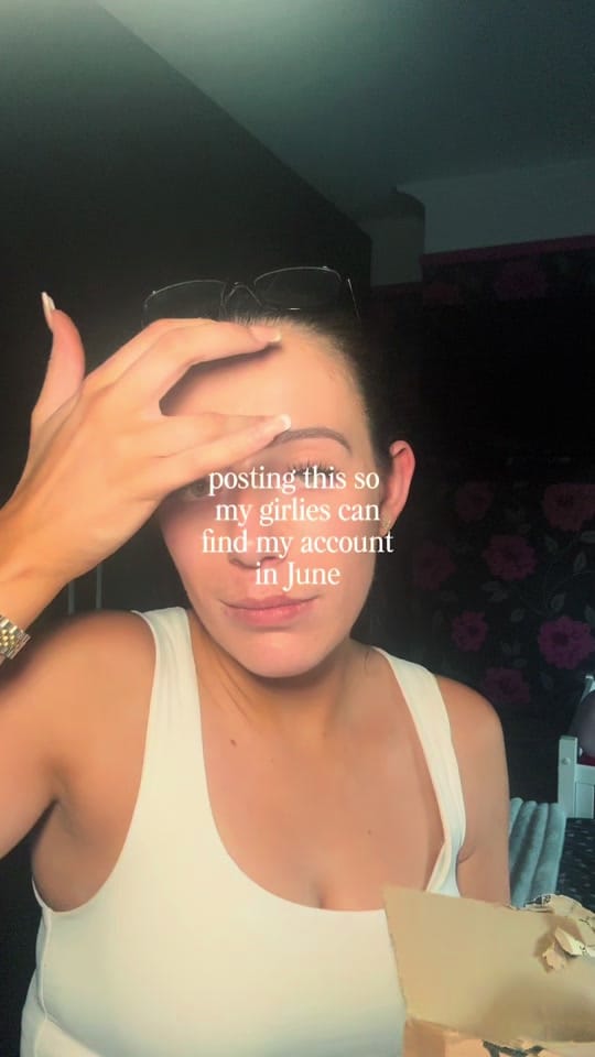Post 9 by ParisMiddleweekx on TikTok (video)