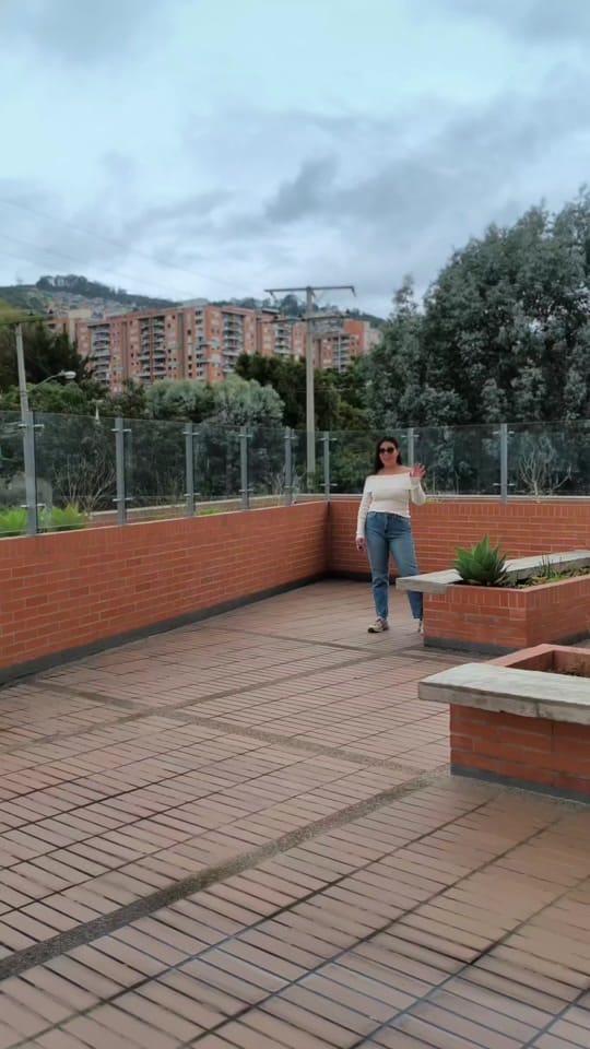 Post 2 by Edición Express on TikTok (video)