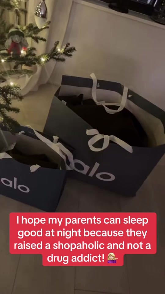 Post 3 by PersianPrincess on TikTok (video)