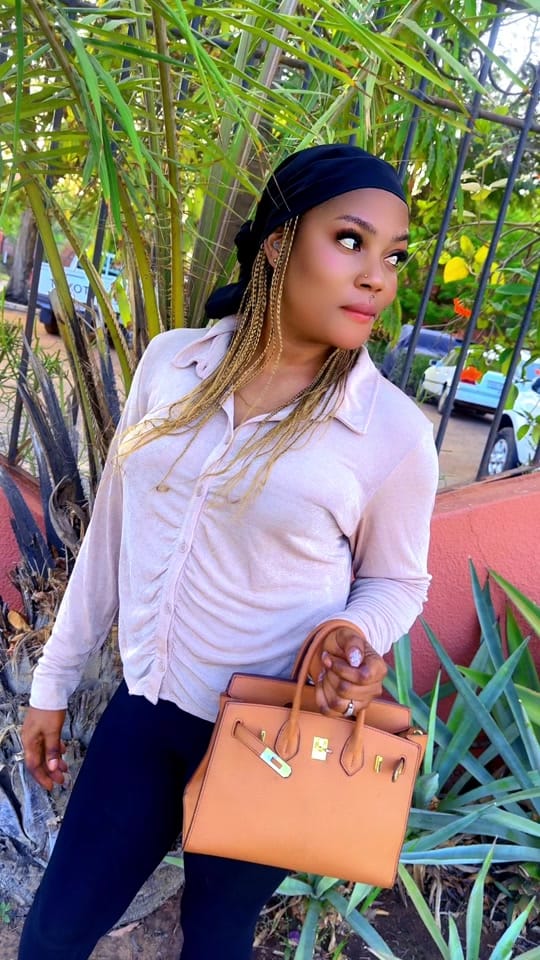 Post 7 by AWA RAfet🫶🏼💕 on TikTok (video)