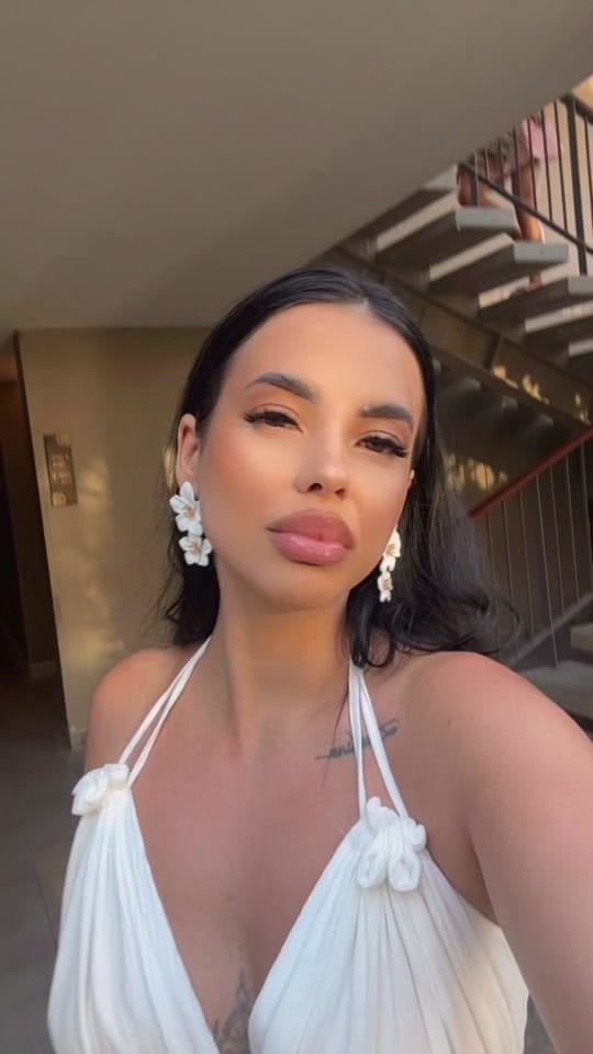 Post 1 by Alexandra Elena Radu on TikTok (video)