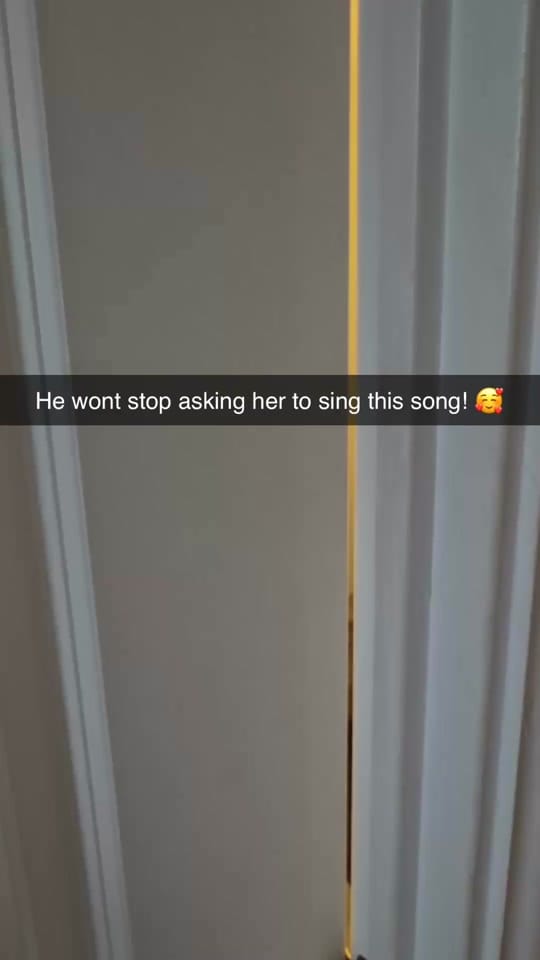 Post 10 by Jessica Hallam 🎼🎤 on TikTok (video)