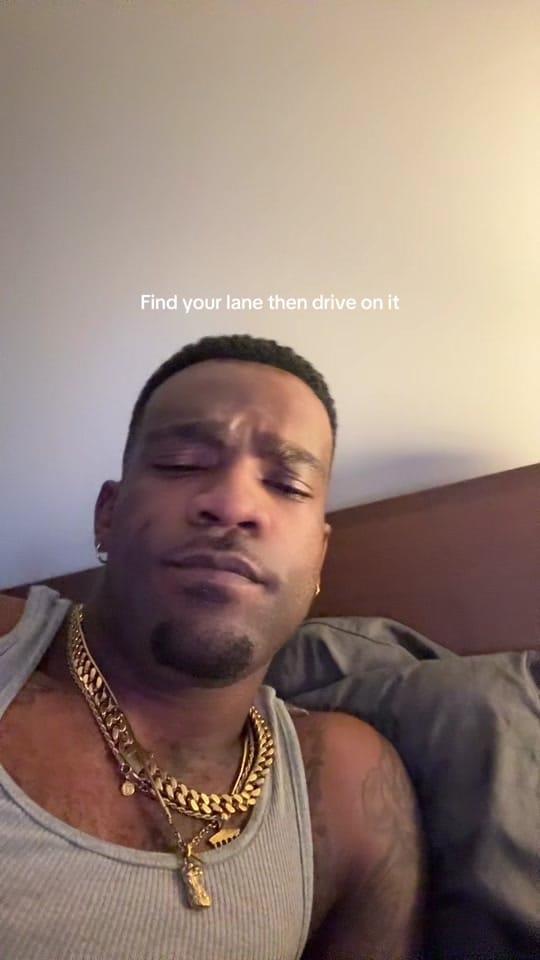 Post 1 by _djuice on TikTok (video)