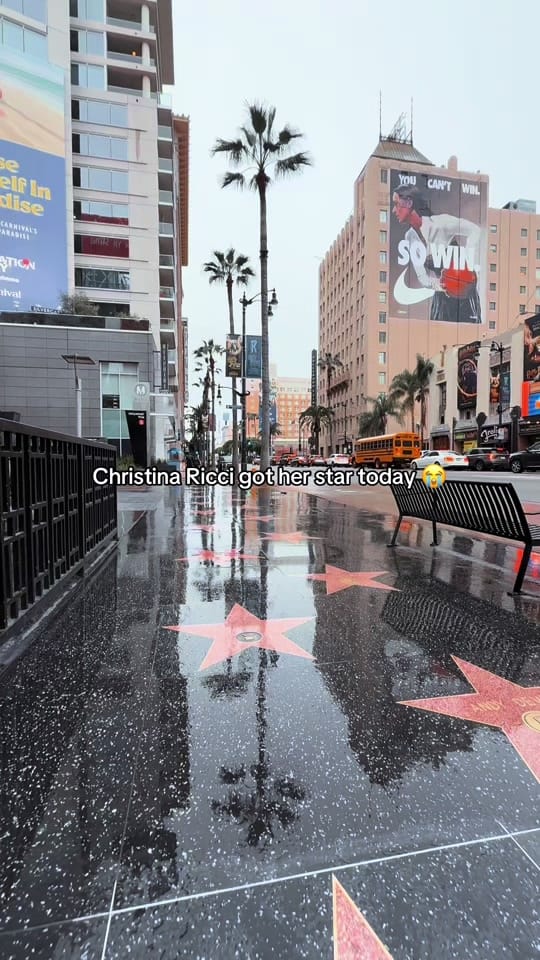 Post 1 by Amy Darling Doe on TikTok (video)
