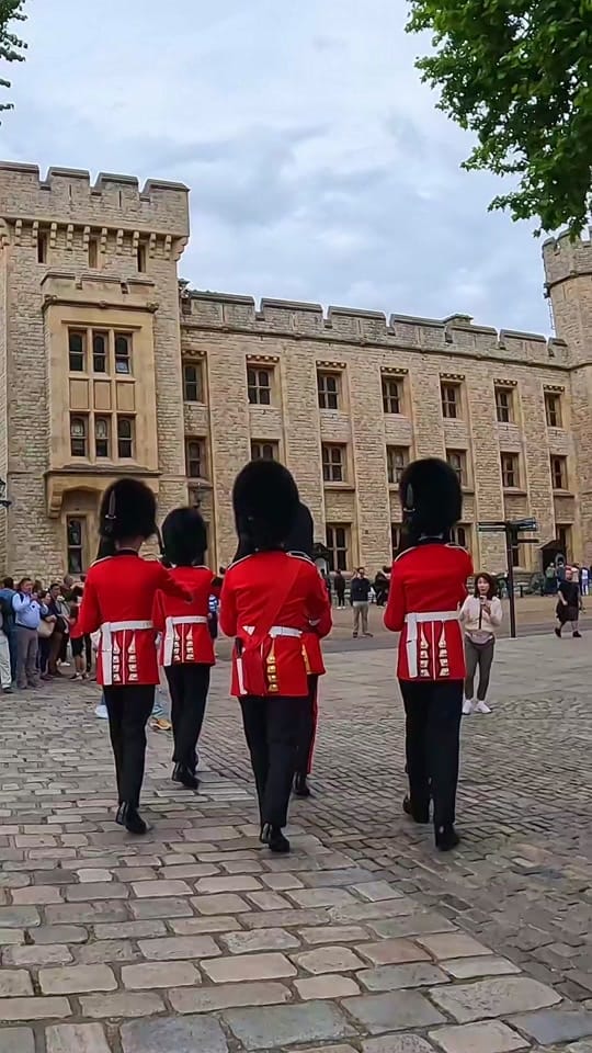 Post 10 by London_with_Ellen on TikTok (video)