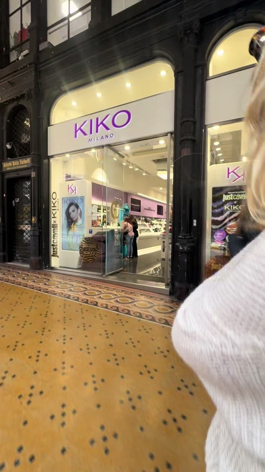 Post 1 by MiaGutz on TikTok (video)