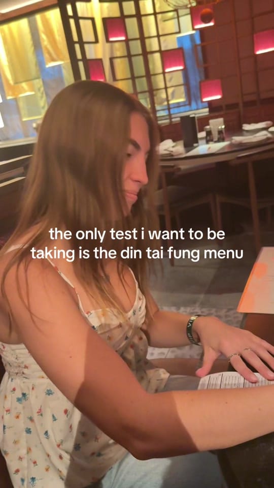 Post 10 by Lily on TikTok (video)