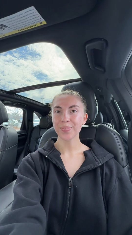 Post 8 by Lily on TikTok (video)