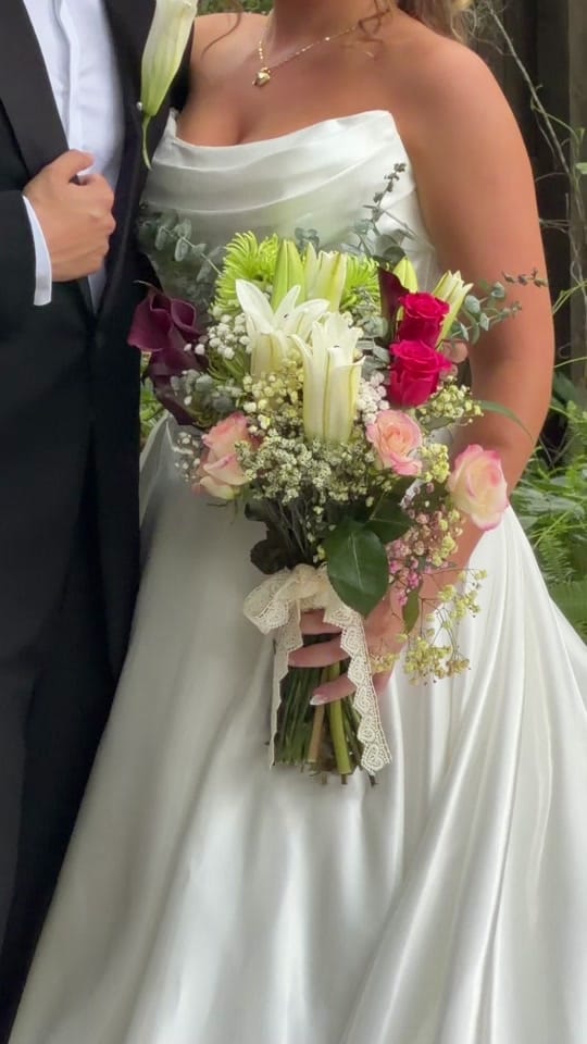 Post 4 by Mandolin | Wedding Content on TikTok (video)