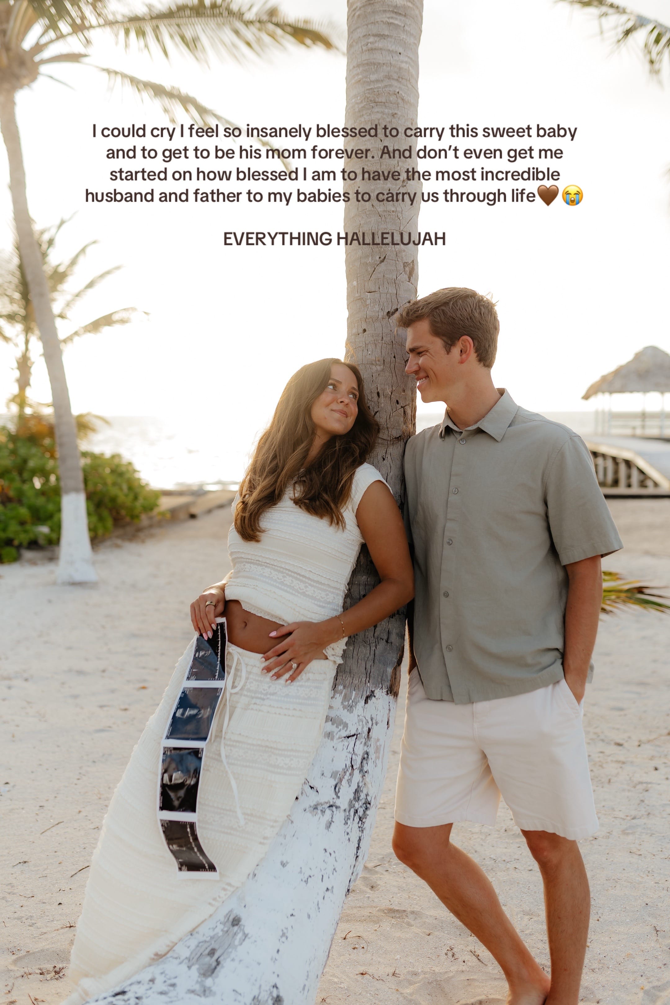 Post 10 by Izabell Kent on TikTok (video)