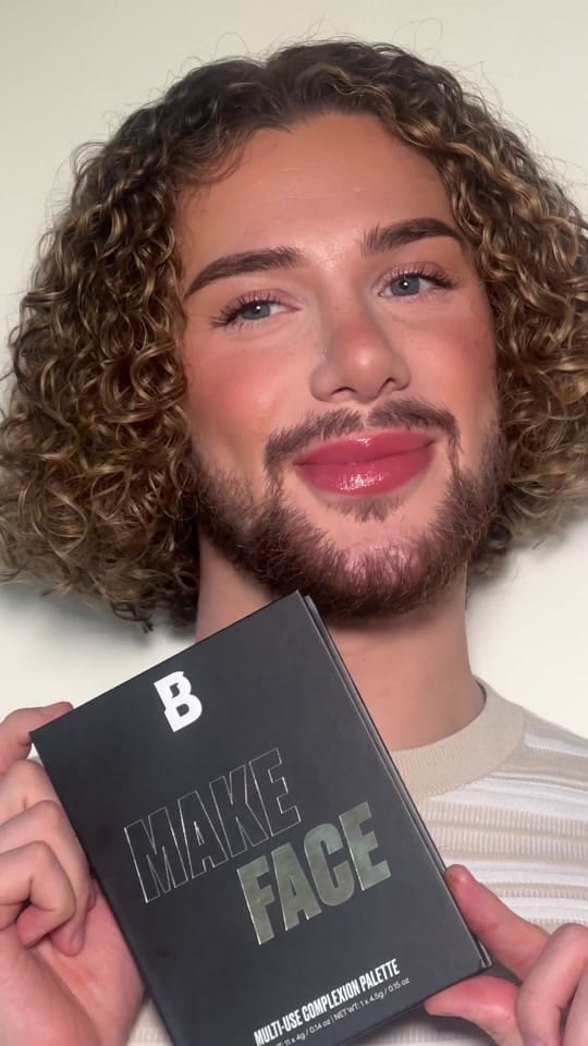 Post 4 by Ryan Hamilton on TikTok (video)
