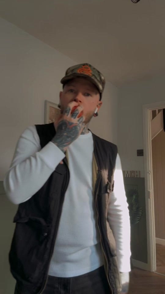 Post 4 by 𝙲𝚕𝚊𝚢𝚝𝚘𝚗𝚝𝚊𝚝𝚝𝚘𝚘𝚜 on TikTok (video)