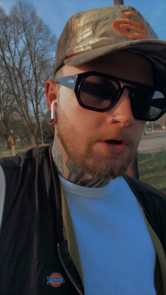 Post 2 by 𝙲𝚕𝚊𝚢𝚝𝚘𝚗𝚝𝚊𝚝𝚝𝚘𝚘𝚜 on TikTok (video)