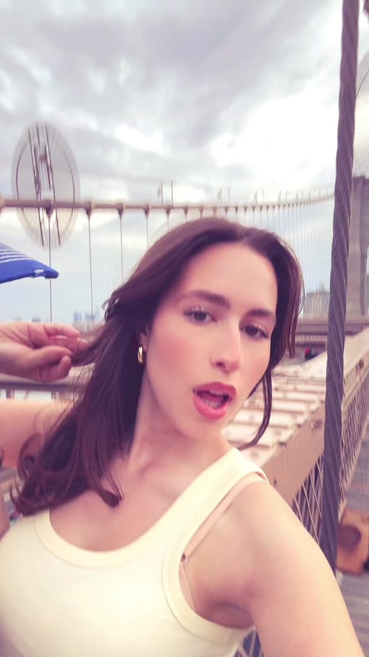 Post 3 by laura ⚢ on TikTok (video)