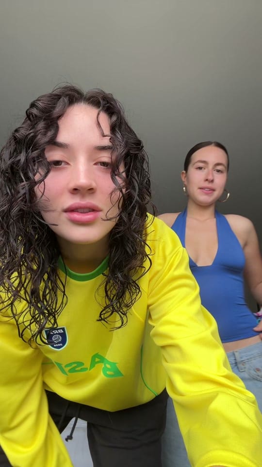 Post 2 by laura ⚢ on TikTok (video)