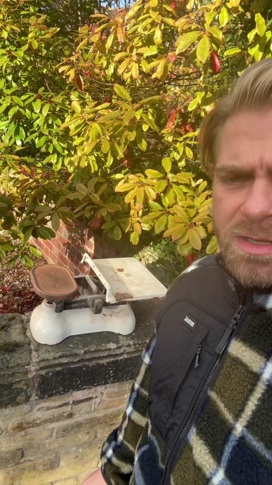 Post 3 by Adrian Sanderson on TikTok (video)