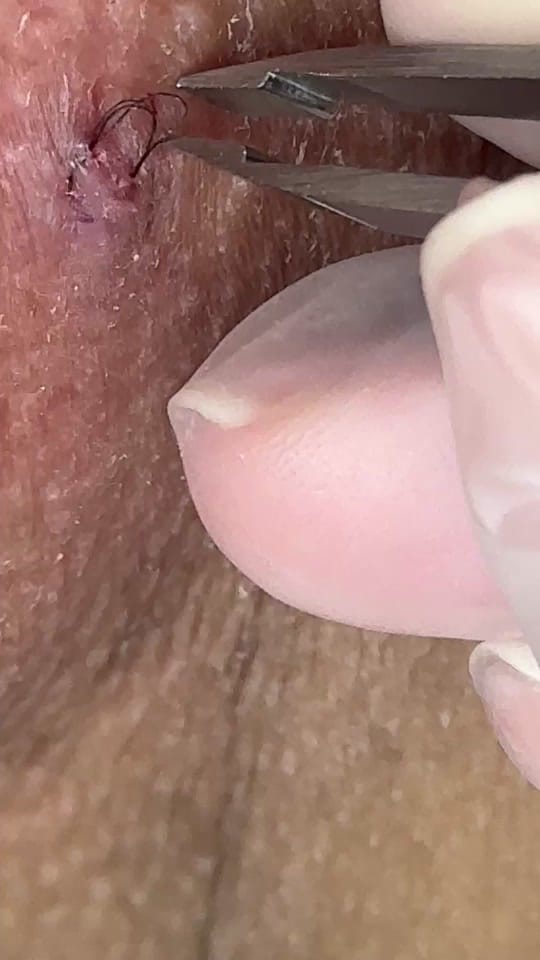 Post 3 by waxingbyroxy on TikTok (video)