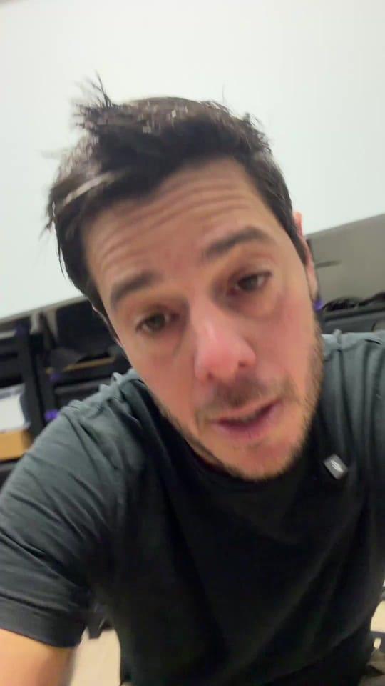 Post 8 by Yair Pinto on TikTok (video)