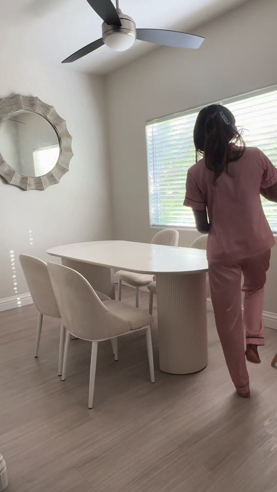Post 3 by Maria Oliveira UGC creator on TikTok (video)