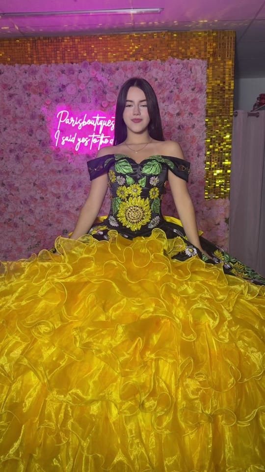 Post 5 by Paris👸! on TikTok (video)