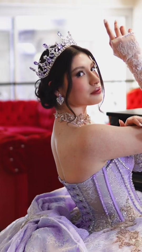 Post 1 by Paris👸! on TikTok (video)