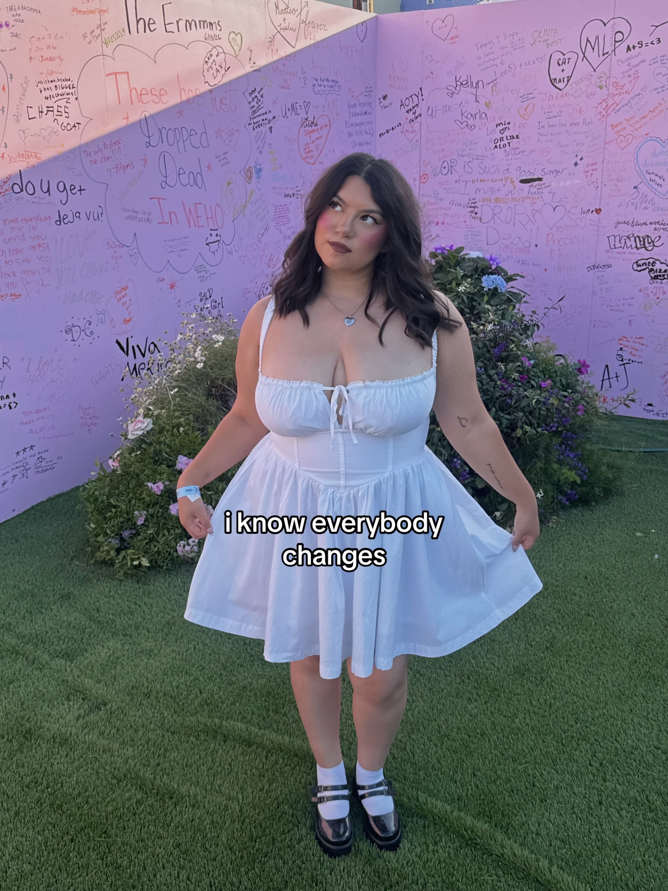 Post 4 by ale on TikTok (video)