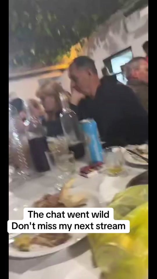 Post 4 by Luna on TikTok (video)
