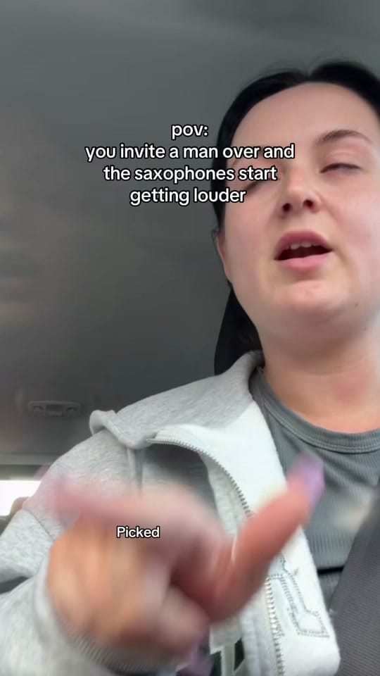 Post 2 by ellie 🤍 on TikTok (video)