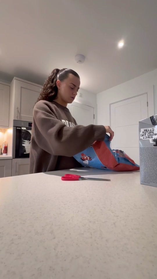 Post 9 by ellampowell_ on TikTok (video)