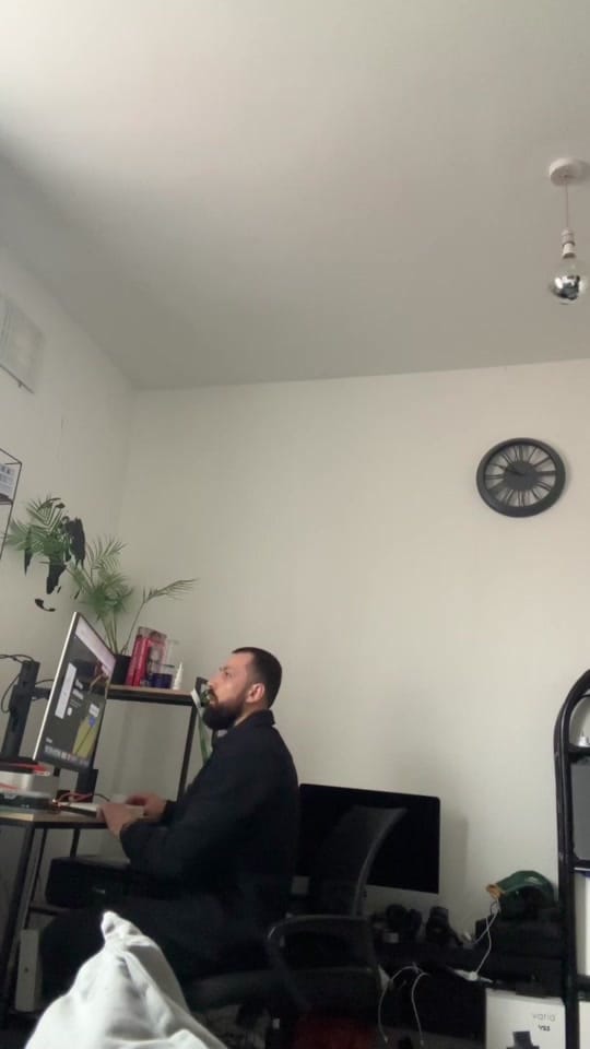 Post 1 by Redi on TikTok (video)