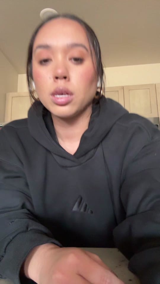 Post 5 by Gabby Hutter on TikTok (video)