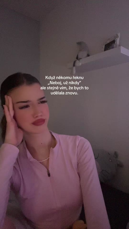 Post 4 by klaruna on TikTok (video)