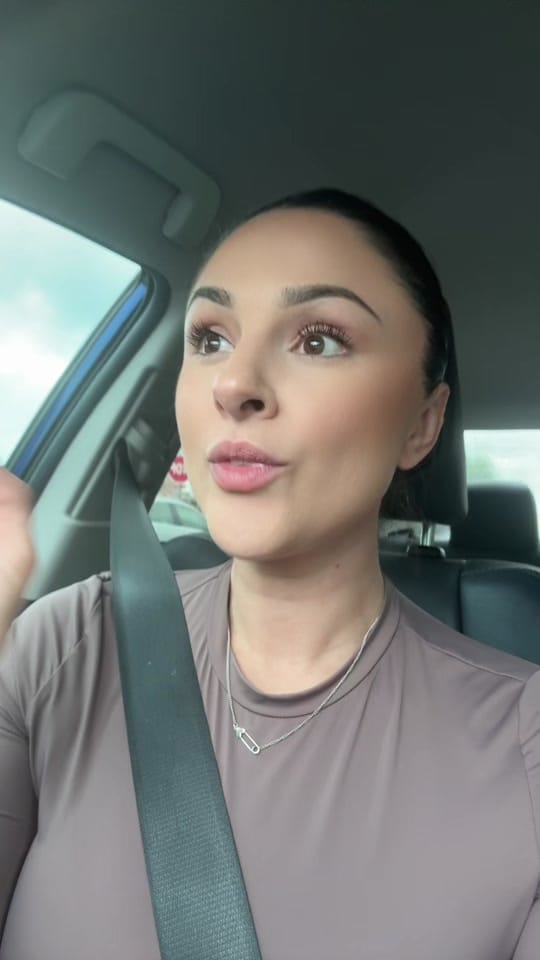 Post 6 by Lizette Valenzuela on TikTok (video)