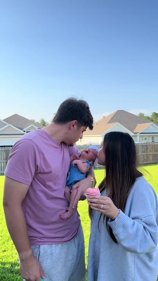 Post 3 by Alexis | New Mom 🫶🏼 on TikTok (video)