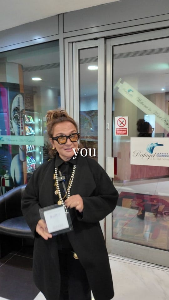 Post 1 by Nazy Amini on TikTok (video)