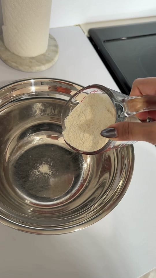 Post 4 by Steff Navas on TikTok (video)