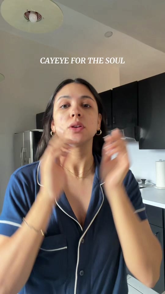 Post 1 by Steff Navas on TikTok (video)