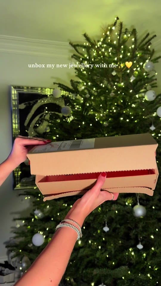 Post 6 by chloestack_ on TikTok (video)