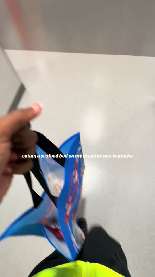 Post 4 by ⭐️ on TikTok (video)