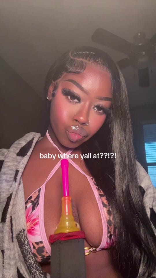 Post 1 by ⭐️ on TikTok (video)