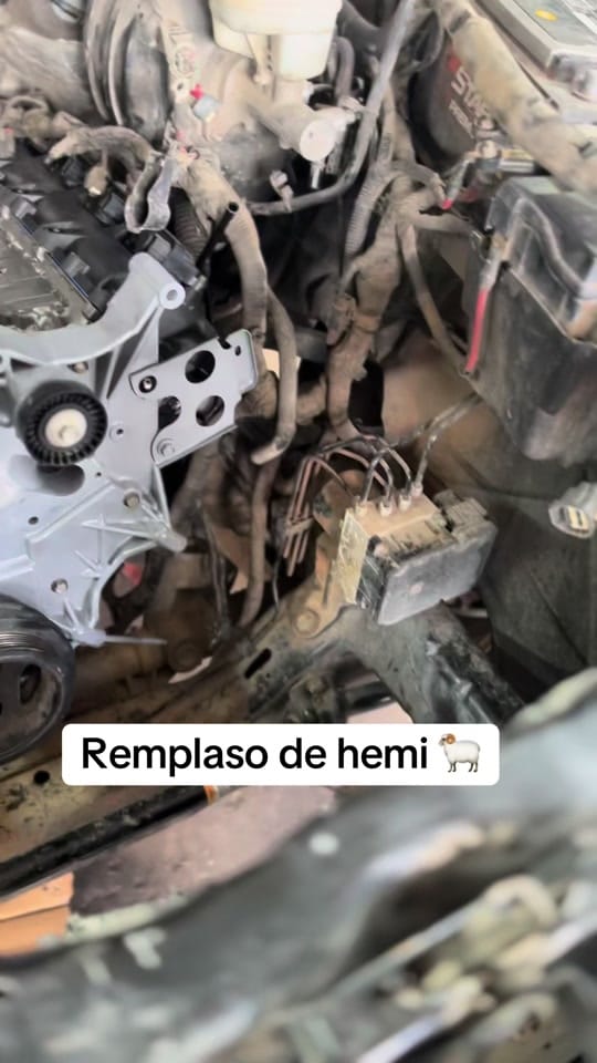 Post 9 by javii_mekanic🔧⚙️ on TikTok (video)