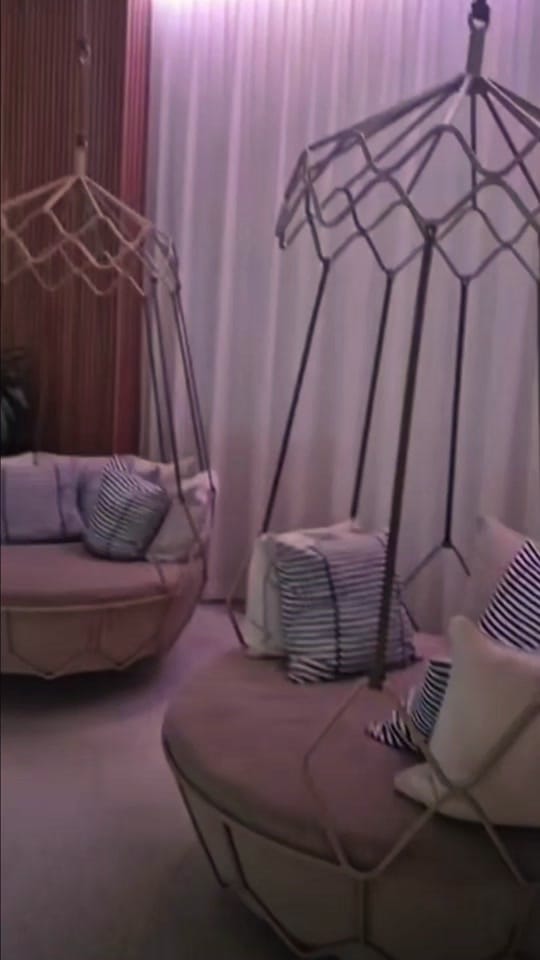 Post 2 by The Phenomenal Collective on TikTok (video)