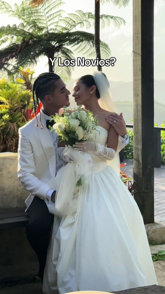Post 7 by Weddingvowscontent on TikTok (video)