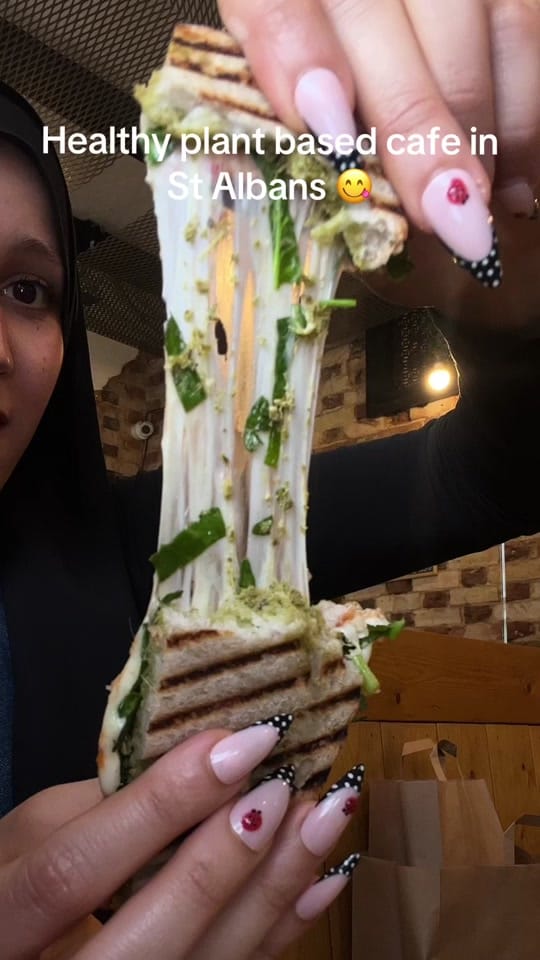Post 6 by Maryam | London food content😋 on TikTok (video)