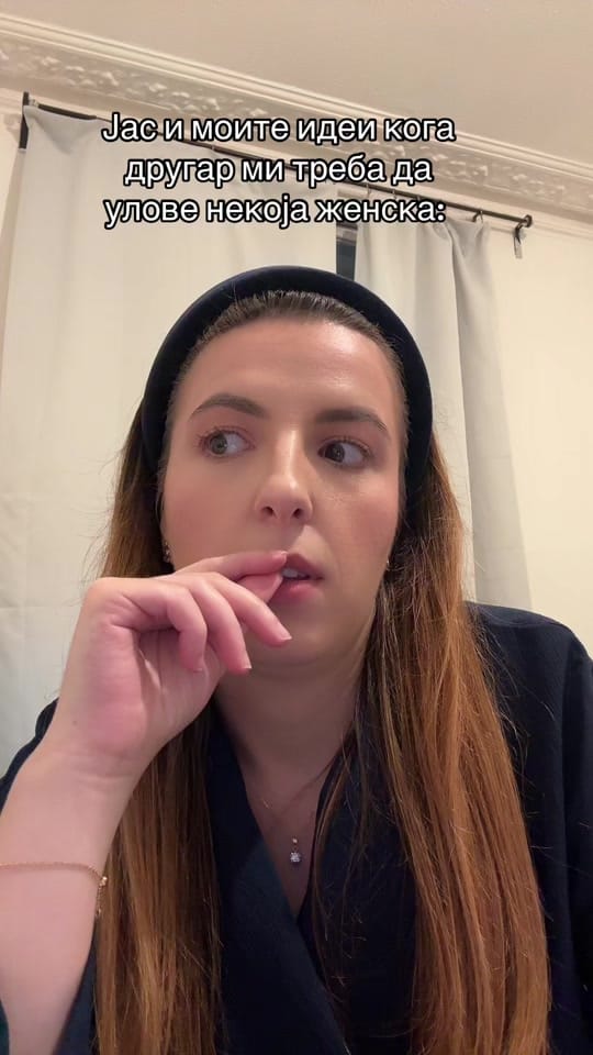 Post 4 by Simona Lazarova on TikTok (video)