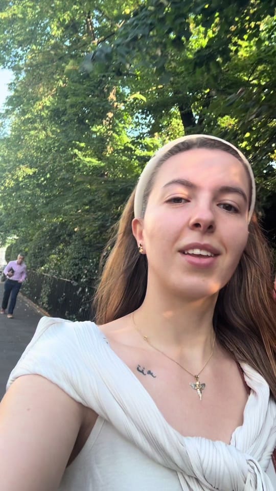 Post 10 by Simona Lazarova on TikTok (video)
