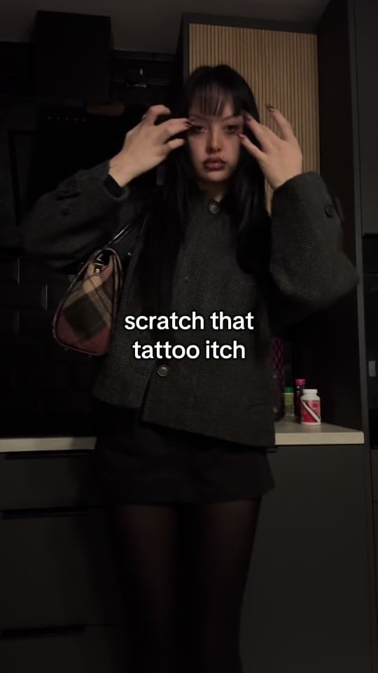 Post 4 by julia.inkk on TikTok (video)